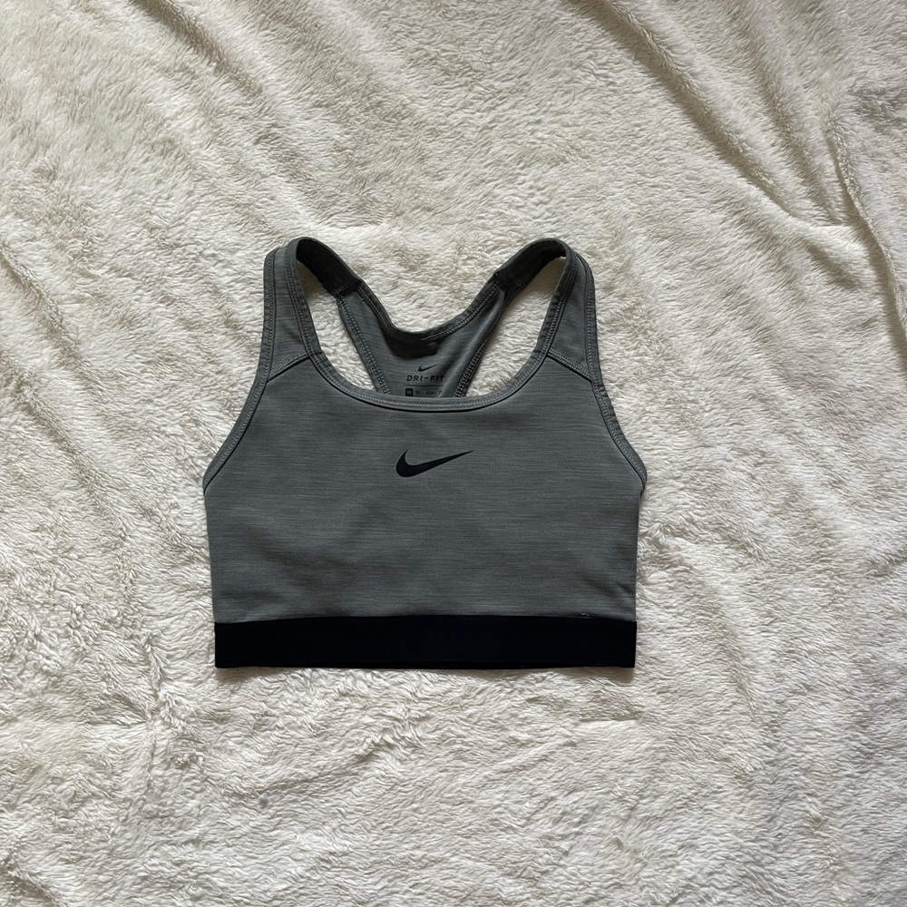 nike sports bra